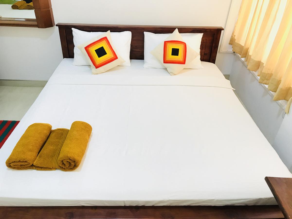 Lake City Resort Anuradhapura Buitenkant foto